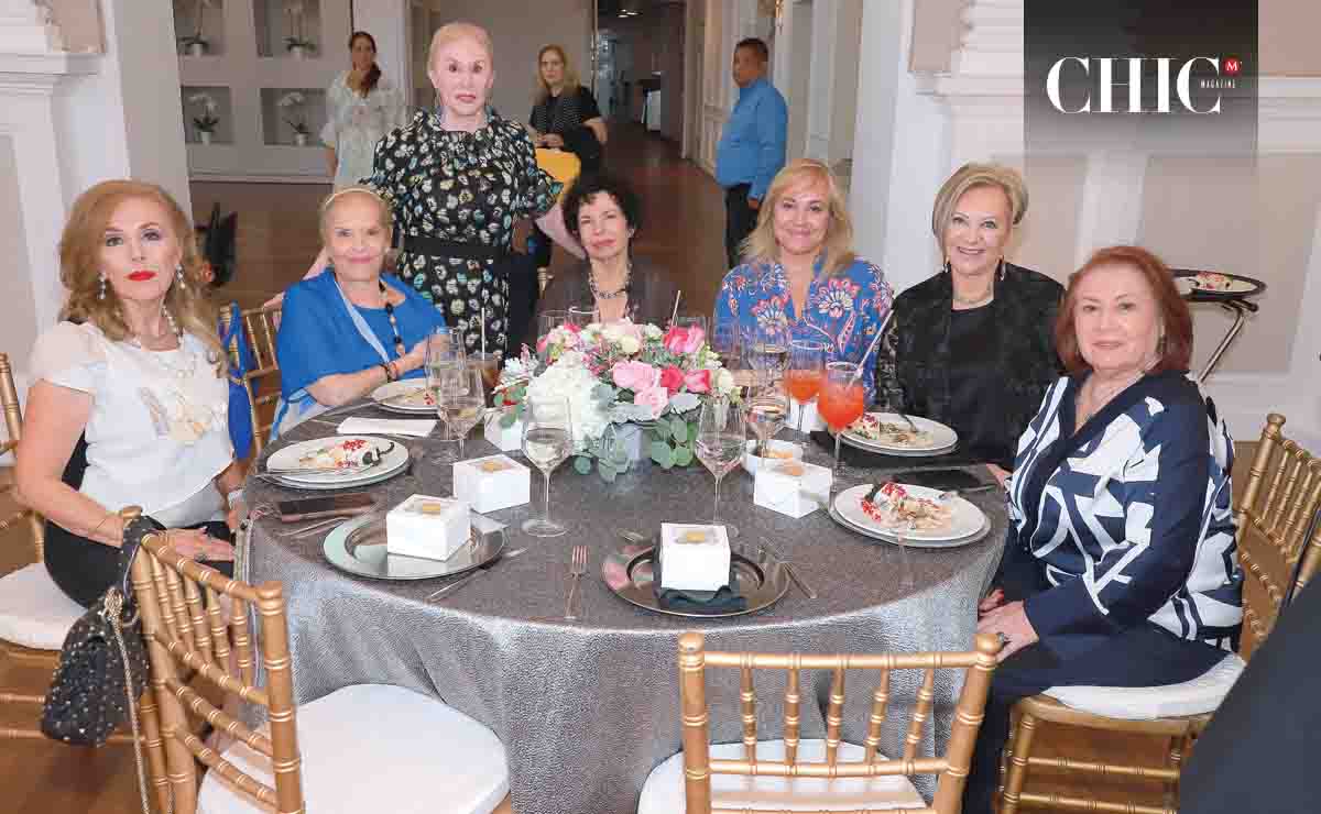 Paty Assad, Rosy Cabrera, Lucila Araico, Paty Canales, Lucía Bueno, Sylvia Villarreal e Hildaelisa Meléndez / Fotos: Daniel Saldívar