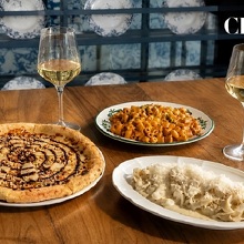 Estos nuevos platillos forman parte de una selección más amplia de novedades que busca actualizar la experiencia del restaurante. (Imagen IA)