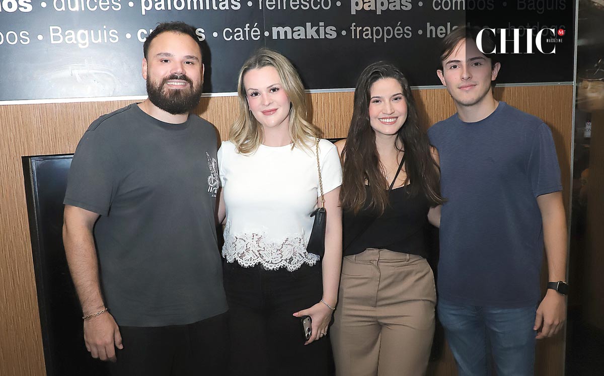 Roberto Herrera, Luisa Salvador, Anabella Rojo y Marcelo Sáenz