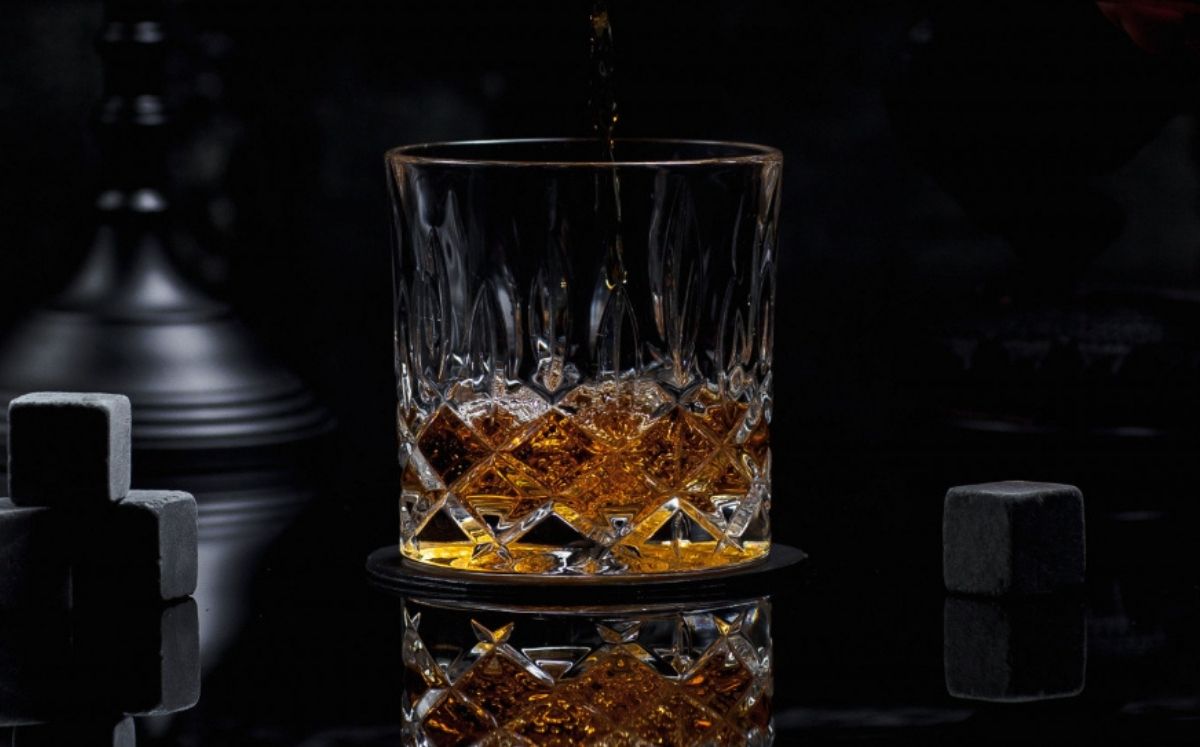 ¿Brandy intenso o suave? Cómo elegir el ideal para cócteles (Foto: Freepik)