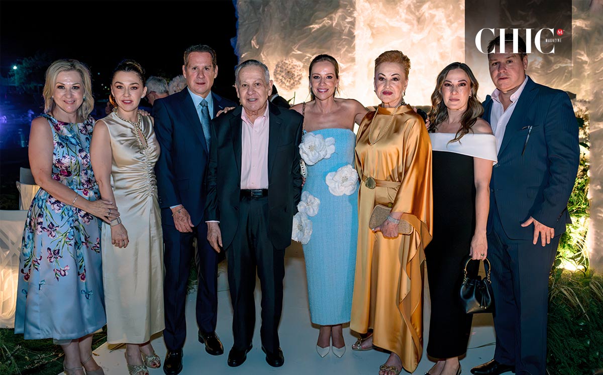 Magaly Gilio, Liliana Gilio, Arturo Gilio, Arturo Gilio, Ana Gilio, Magaly Necochea, Ana Carmen García y Toño Gilio