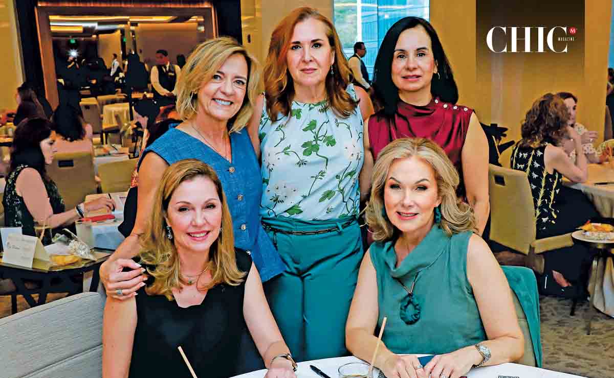 Nohemí Suess, Laura Garza, Romelia Benavides, Claudia Flores y Julia Ibarra / Fotos: Daniel Saldívar