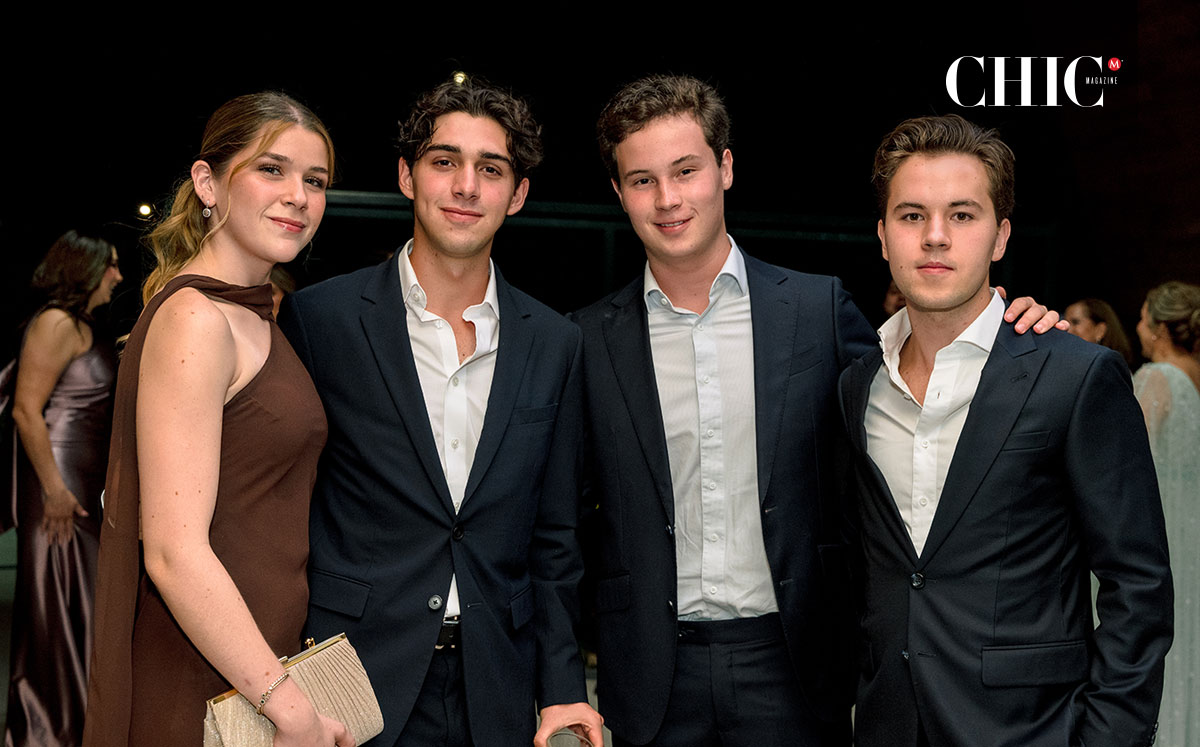 Regina Rebollo, Santiago Giacomán, Rodrigo Pérez Valdés y Jorge Pérez Valdés