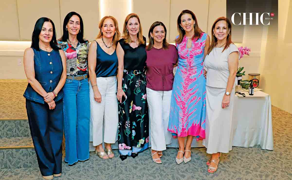 Sandra González, Marissa de Safi, Carolina Drexel, Caty Safi, Zandra Gámez, Laura Garza y Lorena Medellín / Fotos: Daniel Saldívar