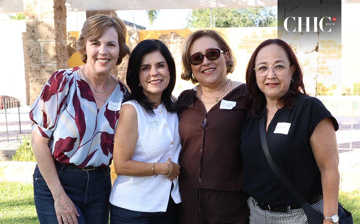 Tony, Cecy, Olga y Adriana