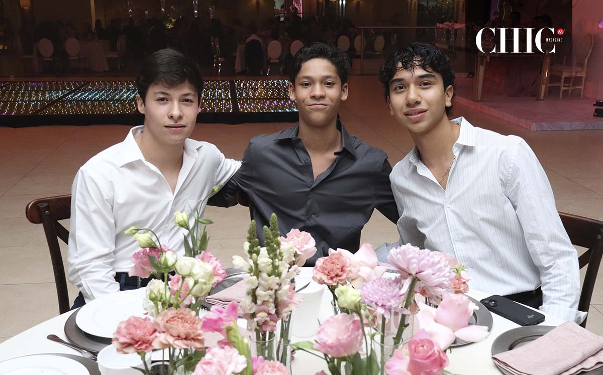 Mau Holguera, Carlos Huerta y Valentin Alvarez