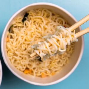 Profeco revela cuáles son las mejores sopas tipo ramen en México (Foto: Freepik)