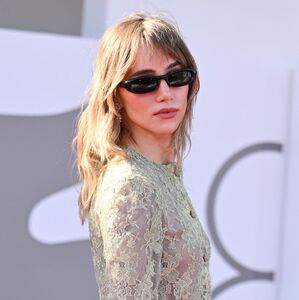 Suki Waterhouse roba cámara en el Festival de Cine de Venecia 2026 (Foto: Getty Images)