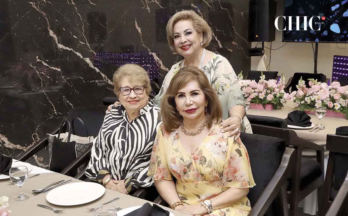 Diana Santoscoy, Celia Santoscoy y Herlinda Santoscoy
