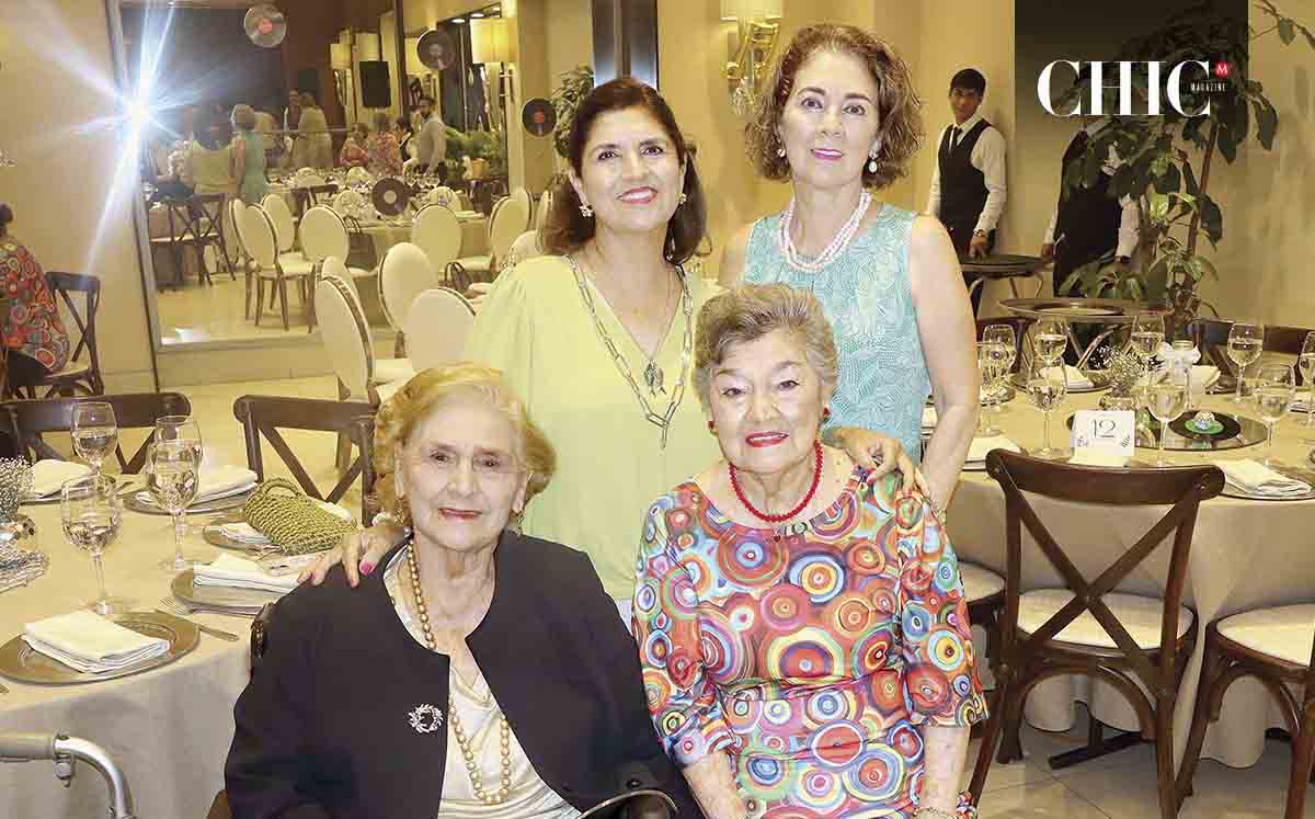 noriney acevedo, judith acevedo, noriney de la garza y sonia de palomares