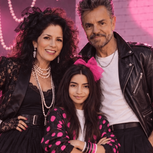 Alessandra Rosaldo, Aitana Derbez y Eugenio Derbez (Imagen Instagram)