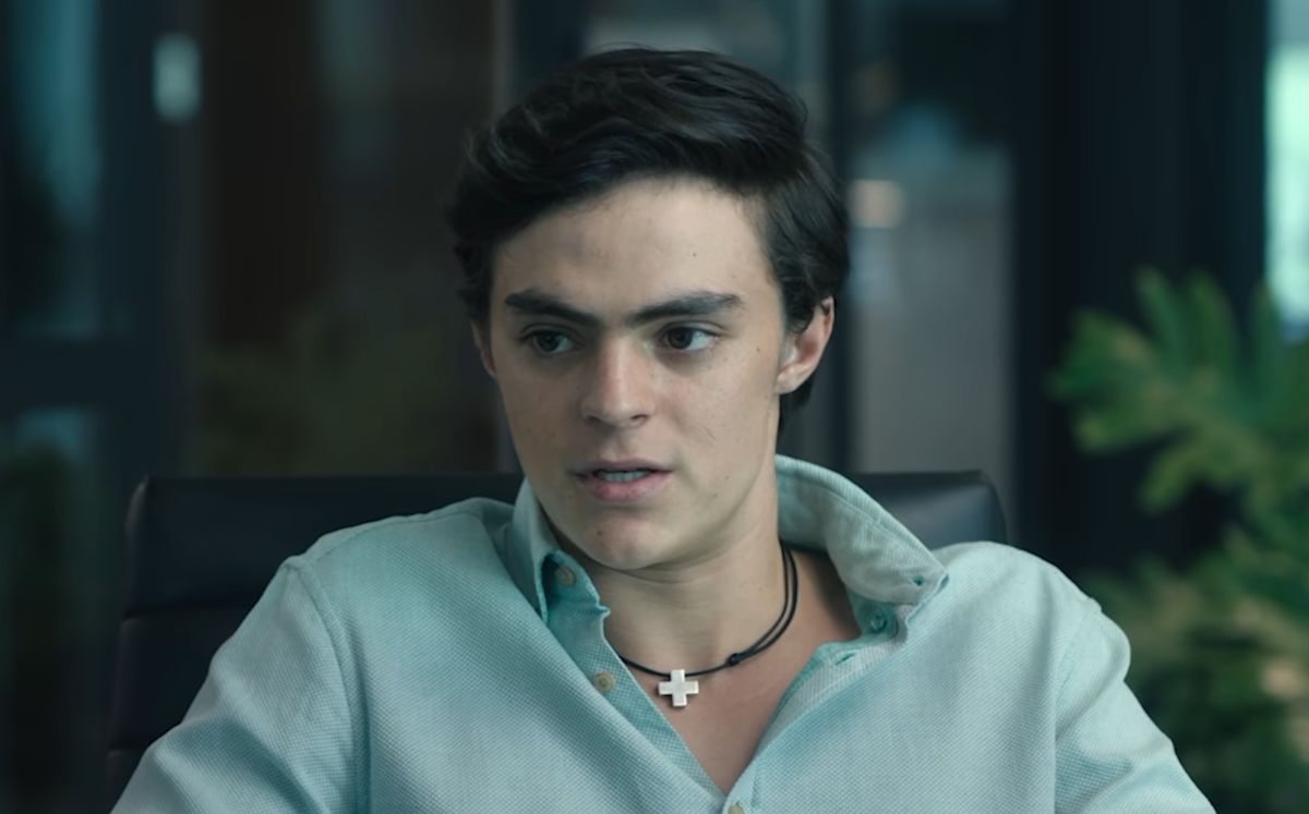 Iker Sánchez Solano como Carlos Huerta (Foto: Prime Video)