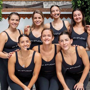 Pamela Rivera, María Lozano, Carmen María Hachity, Alejandra Sainz, Sofía Lozano, Carmen Sánchez, Amira Ruiz y Mar Sanz (Fotos: Hugo Zuviri)
