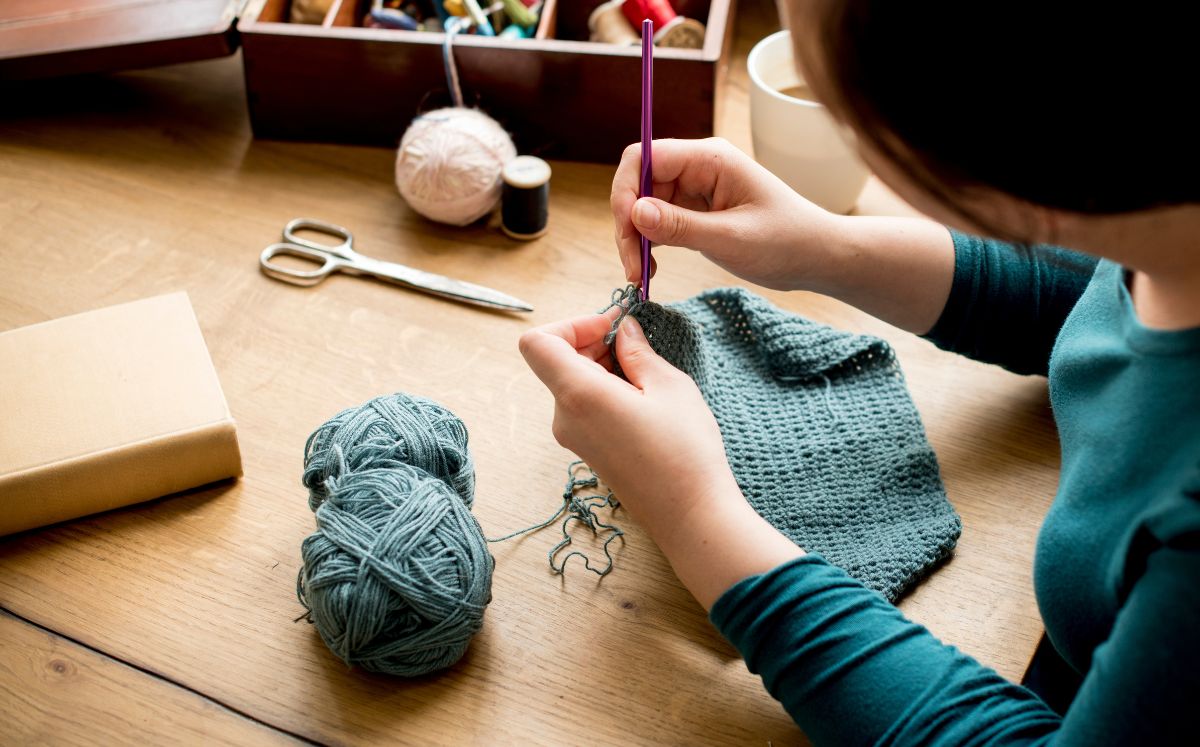 “Stitch Meditation”: ¿el crochet ayuda a reducir la ansiedad y estrés? (Foto: Freepik)