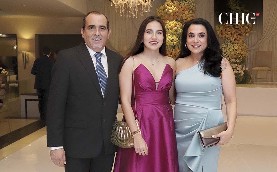 Fernando Rodríguez, Ana Camila Rodríguez y Ana Cristina Alvarez