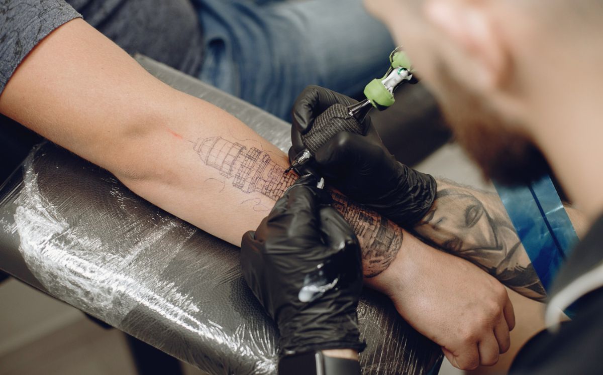 Tatuajes y mayor riesgo de linfoma: Esto dice la ciencia (Foto: Freepik)