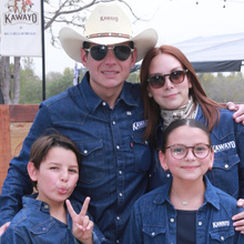 Miguel Flores, Yinel Fasci y familia
