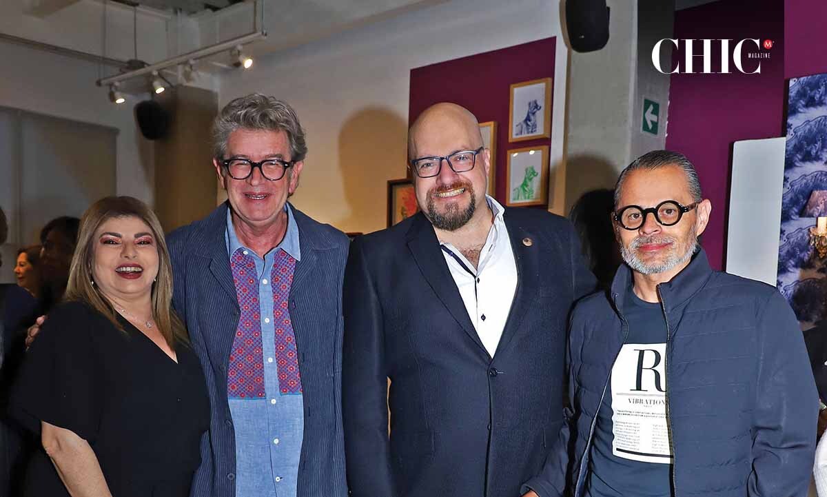 Areli Durán, Robert Smith, Pablo Rivas y Mikel Vázquez