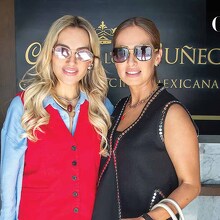 Ana Victoria Cánovas y Fernanda Cisneros (Fotos: Hugo Zuviri)
