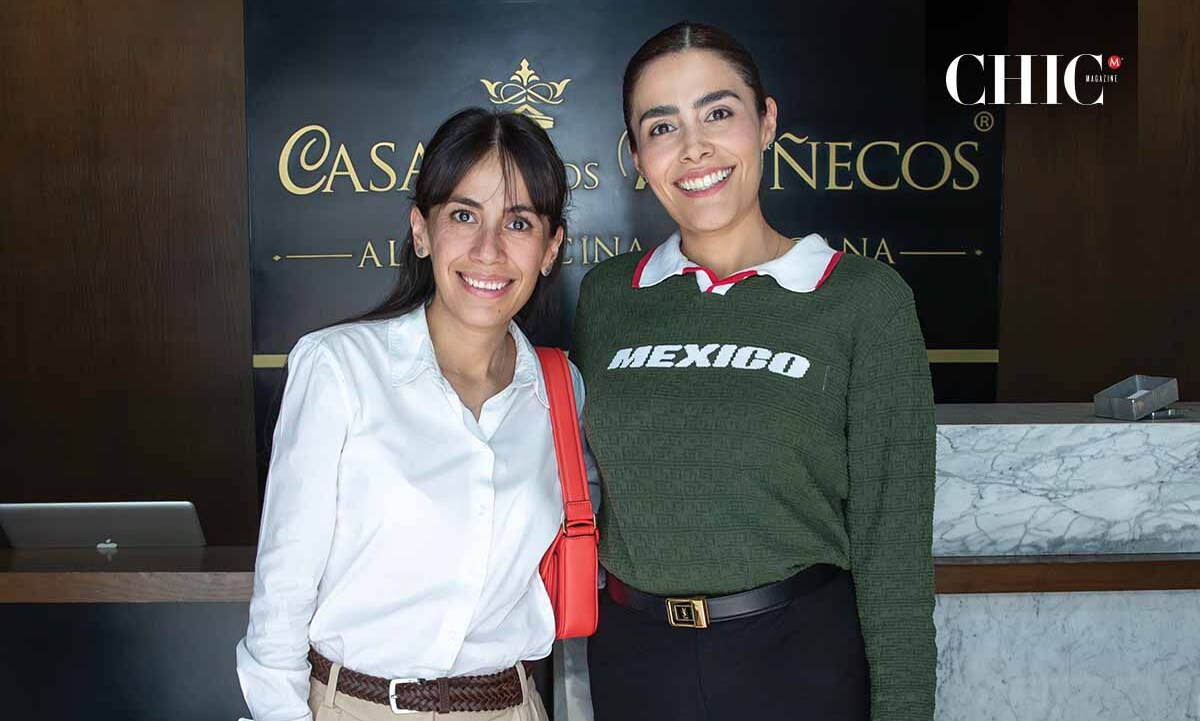 Fernanda Muñoz y Rebeca Flroes