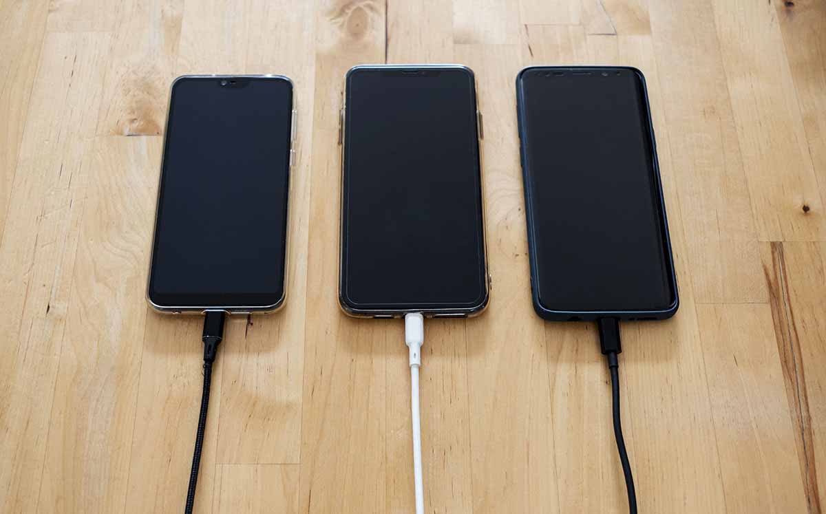 Los smartphones actuales están diseñados para gestionar la carga de forma inteligente. (Fotos: Pexels)