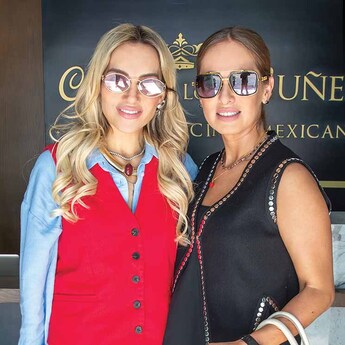 Ana Victoria Cánovas y Fernanda Cisneros (Fotos: Hugo Zuviri)