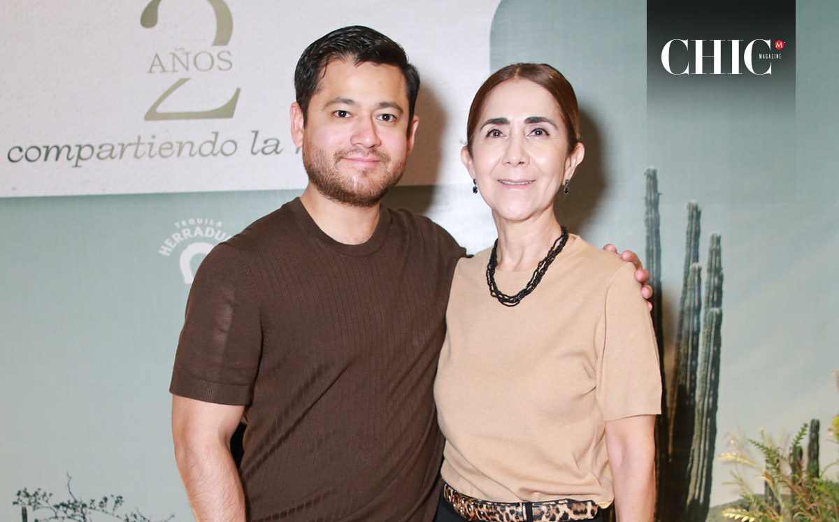Eduardo Calzada y Gaby Fernández