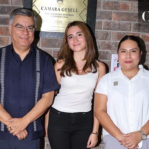 Juan Luis Hernández, Ximena Centeno y Silvia Navarro