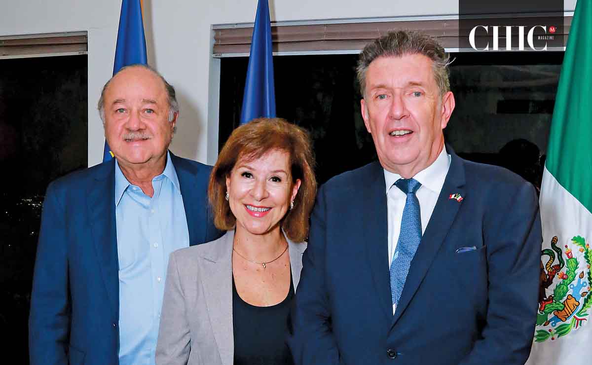 Adrián Navarro, Ofelia de Navarro y Pierre Raynaud / Fotos: Omar Valdez