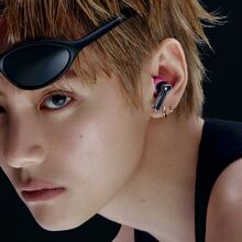 V de BTS presenta los nuevos Headphone (1) Pro de Nothing (Foto: IG@nothing)