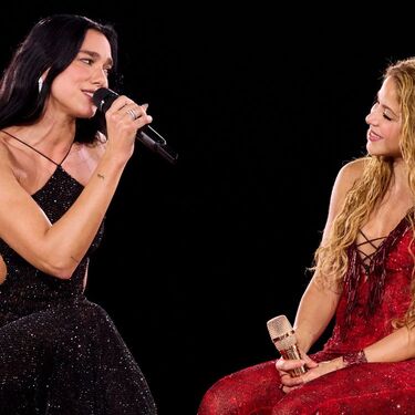 Dua Lipa y Shakira sorprenden en Madrid al cantar juntas “Antología” (Foto: Getty Images)