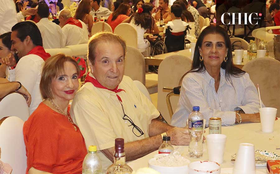 Gaby Lera, Carlos Gochicoa y Mercedes Melo