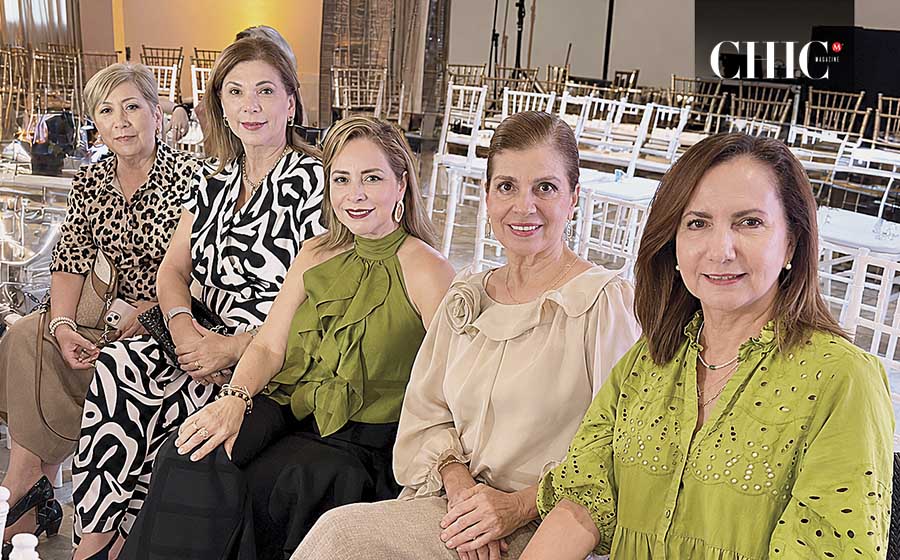 Rosa María Calderón, Isela Mata, Mary Carmen Reyes, Rosy Ruiz y Meche de Campero