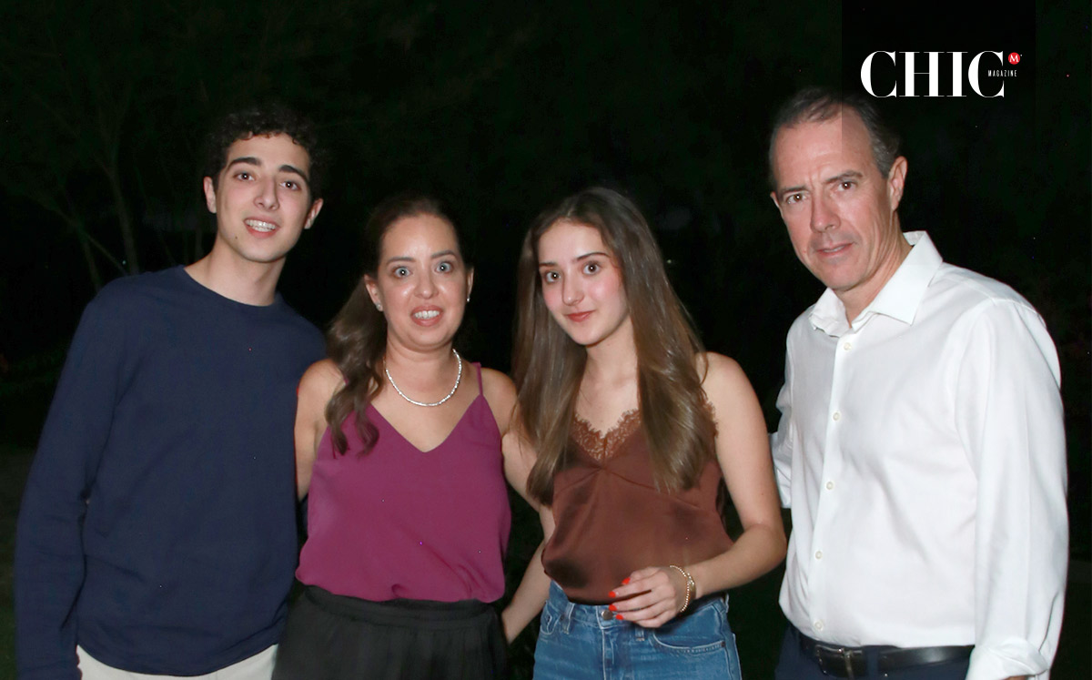 Eduardo, Daniela, María y Lalo