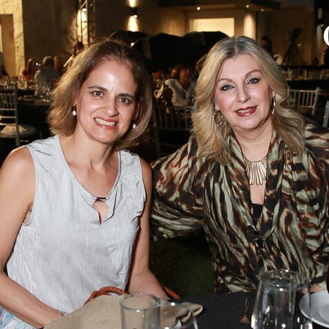 Paty y Astrid Martínez
