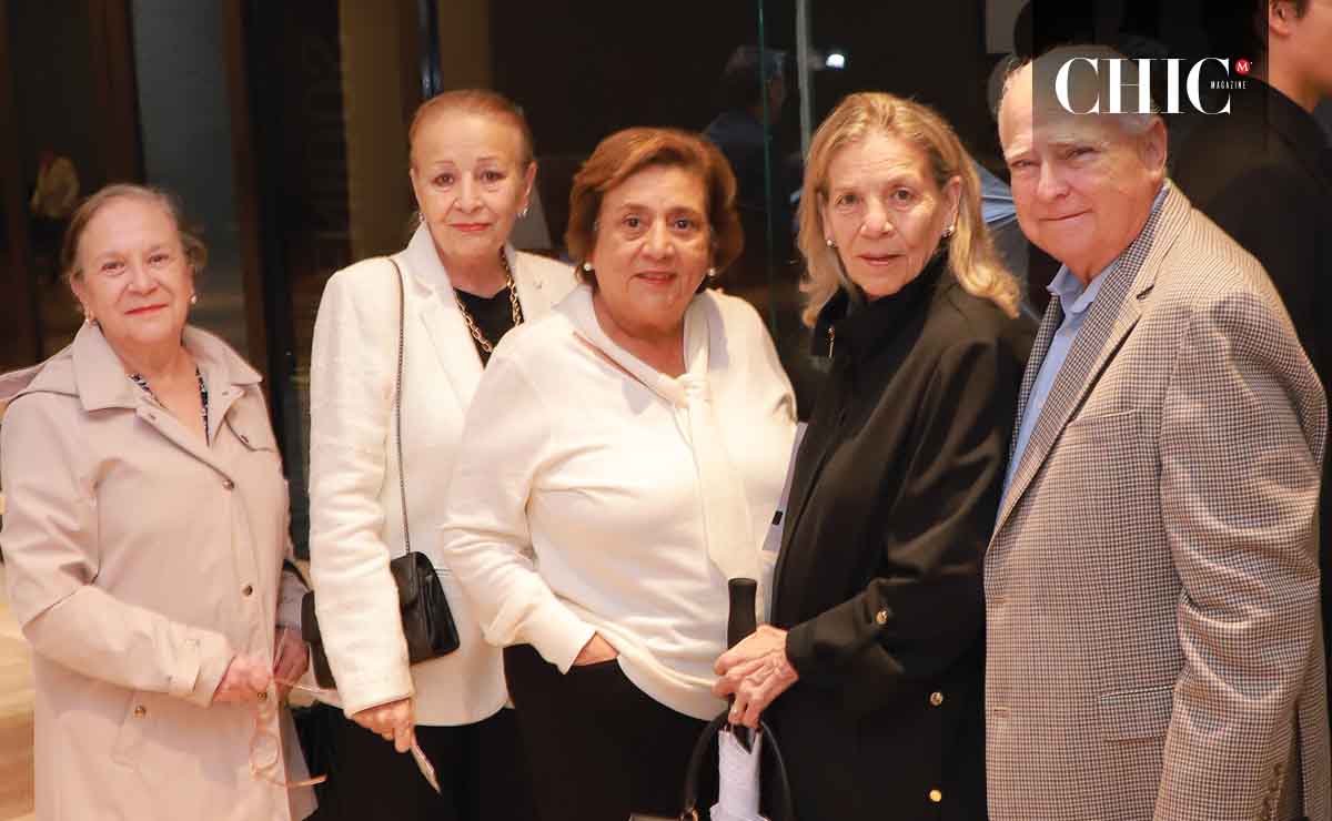 Ana Cristina Olvera, María Eugenia Berlanga, Amalia Berlanga, Gabriela Berlanga y Eduardo Morales / Fotos: Daniel Saldívar
