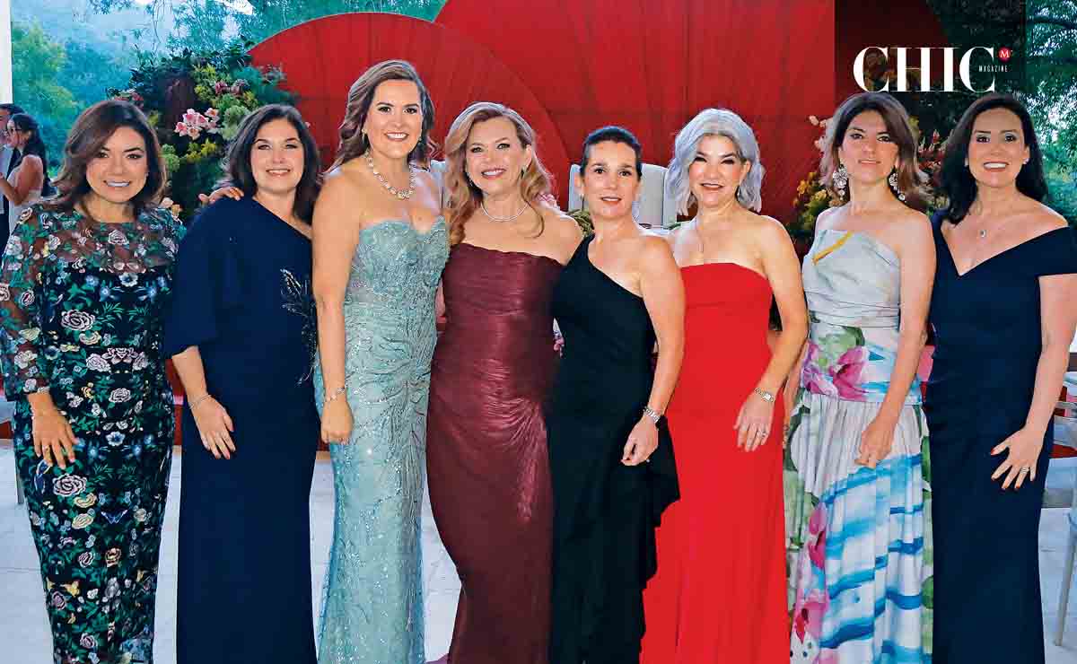 Gaby Rivera, Tere González, Blanca Martínez, Deyra de la Paz, Alejandra de La Garza, Melissa Villarreal, Verónica Eaton y Mónica Sandoval