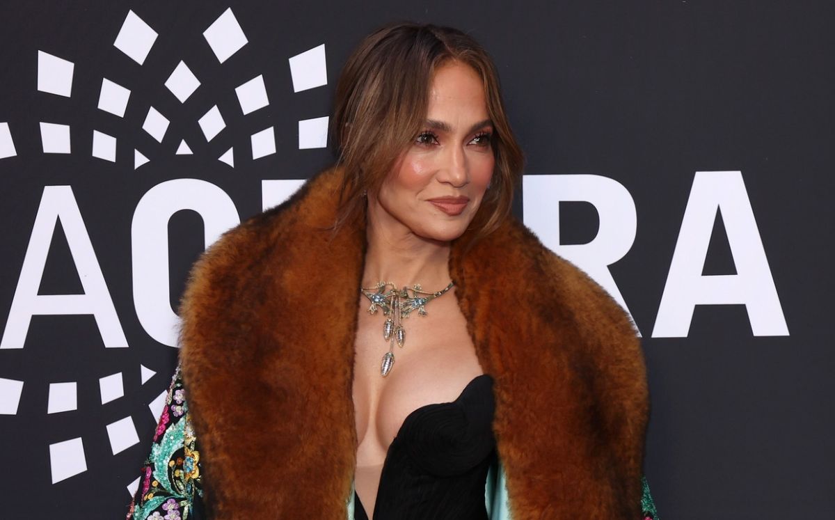 Jennifer Lopez estaría saliendo con un famoso actor de “Ted Lasso”
