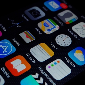 Así puedes poner tu nombre en la pantalla del iPhone (Foto: Canva)