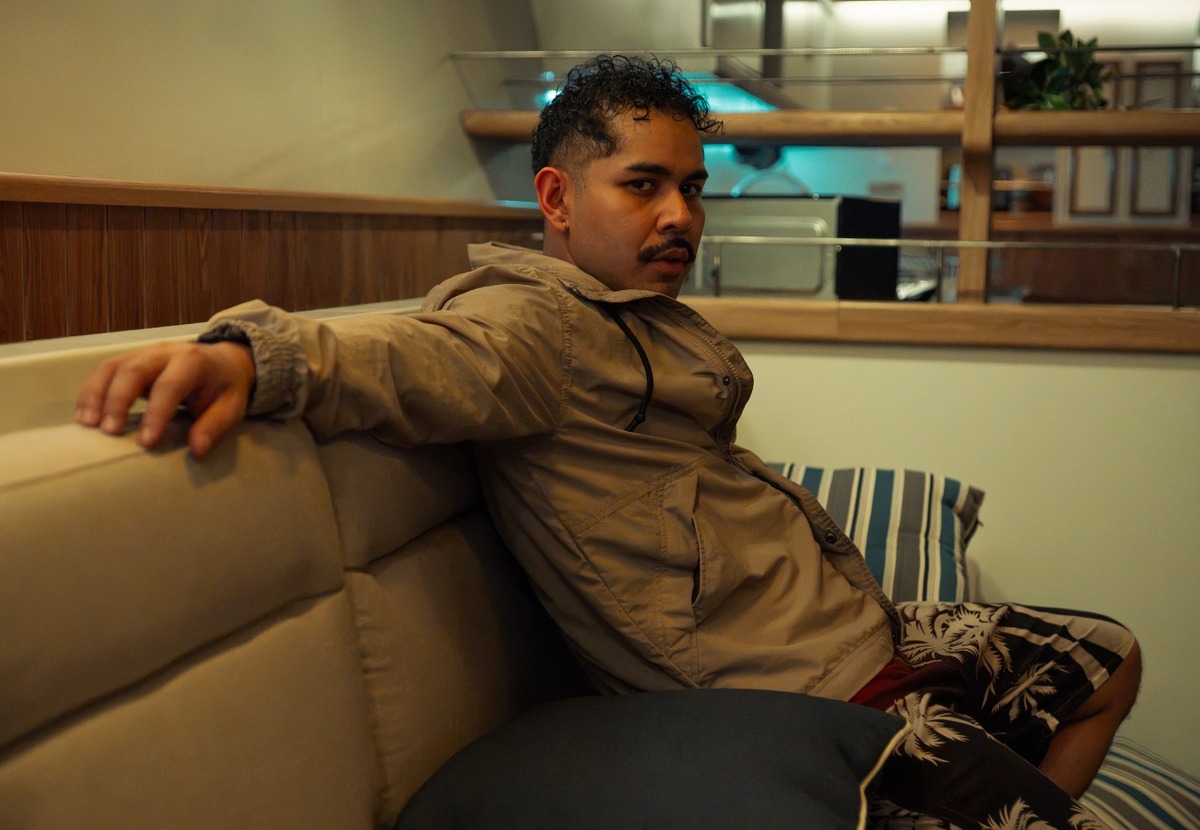 Kristyan Ferrer como Candi (Foto: Netflix)