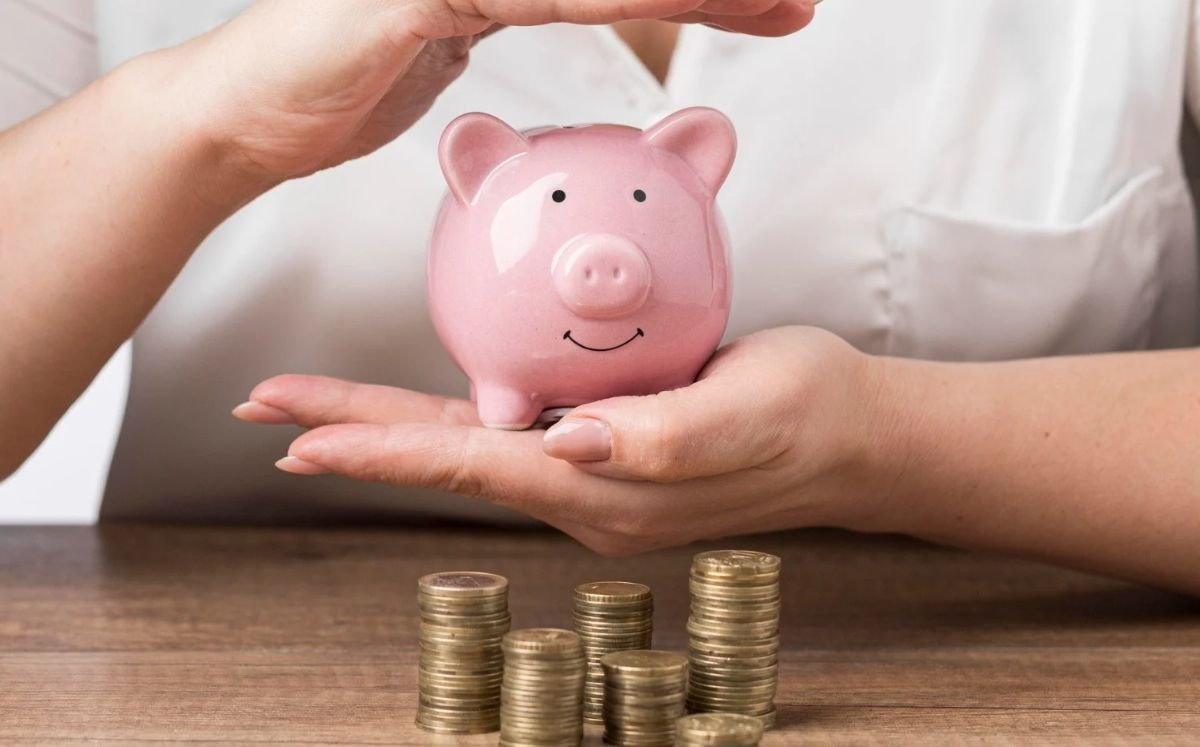 Método de ahorro 50/30/20: cómo distribuir tu sueldo (Foto: Freepik)