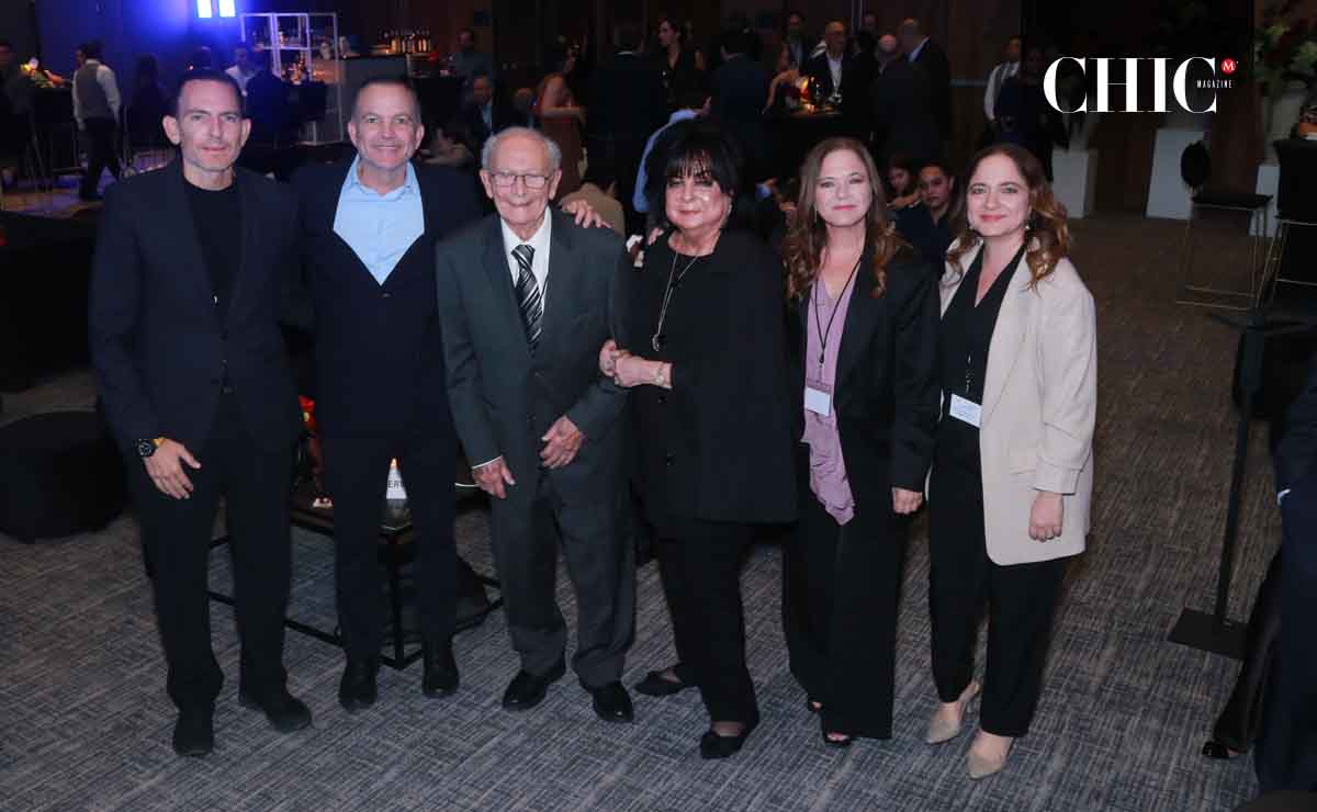 Alberto Assad, Daniel Assad, Nazario Assad, Emely Canavati de Assad, Karla Assad y Karina Assad / Fotos: Omar Valdez