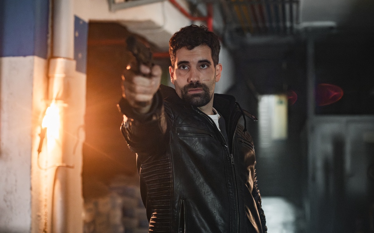 Tamar Novas como Tomás (Foto: Netflix)