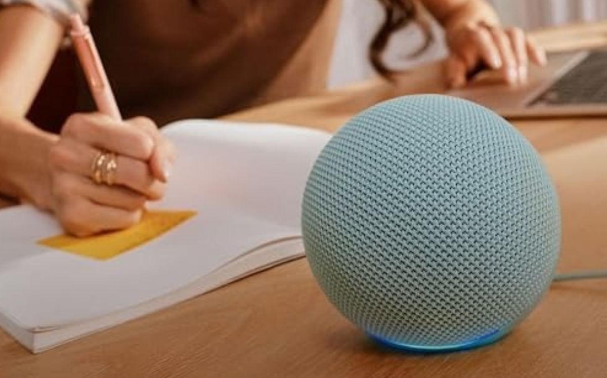 Echo Dot, la bocina más vendida de la familia (Foto: Amazon)