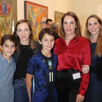 Pablo Ramón, Isabel Martín, Armando Ramón, Isabel Ruenes de Martín, Andrea Safi y José Pablo Martínez / Fotos: Roberto Alvarado